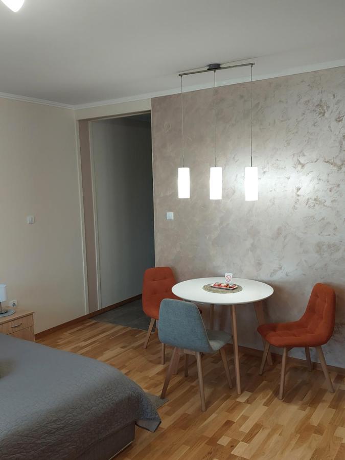 Ferienwohnung Apartman Miluro Subotica Exterior foto